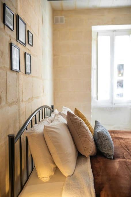 Chic, Stylish & Spacious Flat In Apartman Valletta