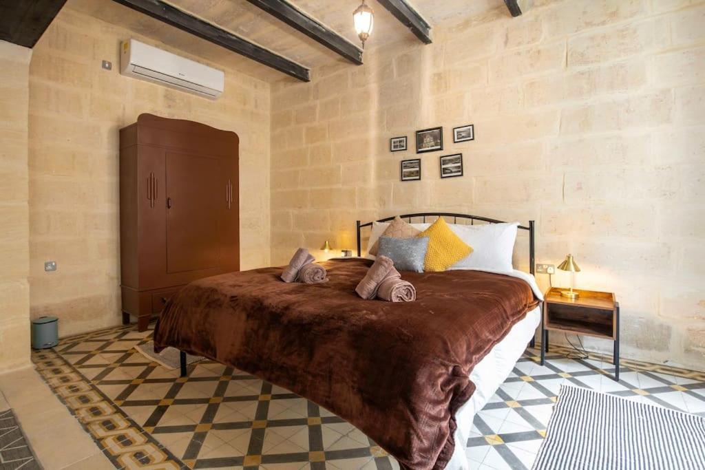 Chic, Stylish & Spacious Flat In Apartman Valletta