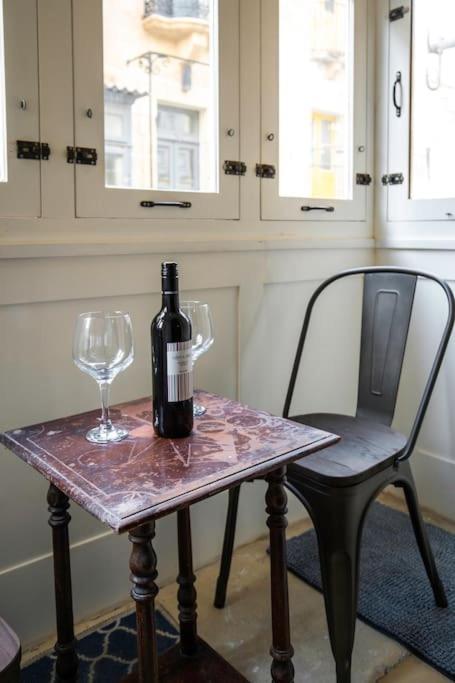 Chic, Stylish & Spacious Flat In